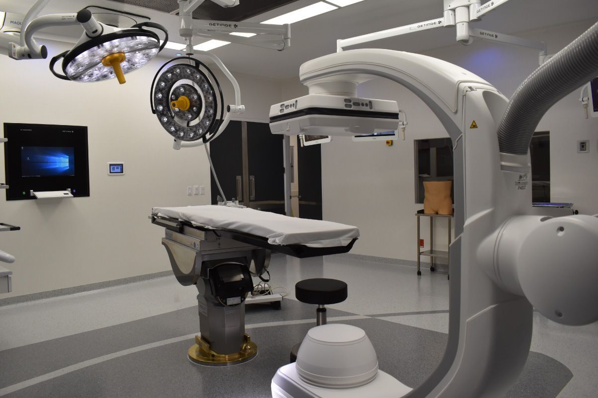 Hybrid operating room at the Minimally Invasive Hybrid Center